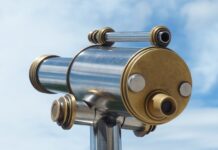 Czy auto przejdzie przegląd z kontrolką poduszki?